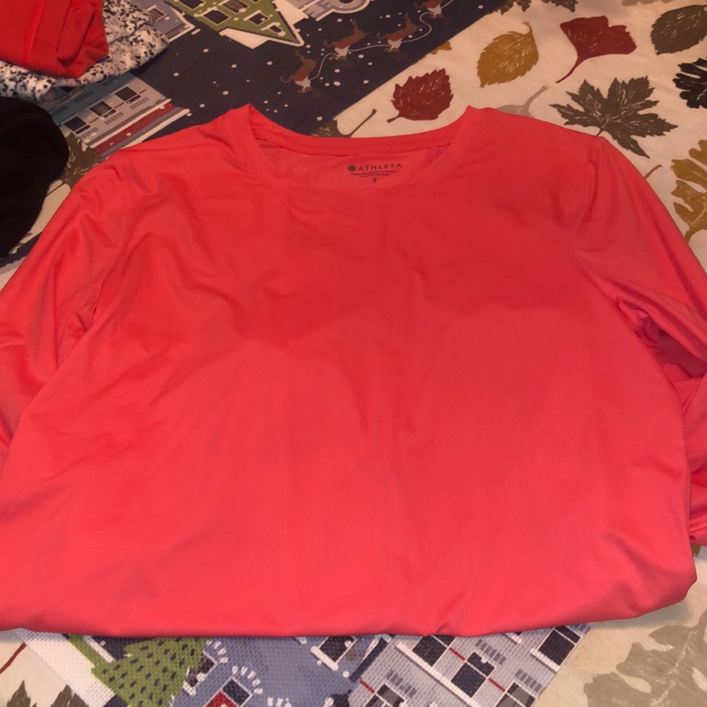 Athleta top in pink